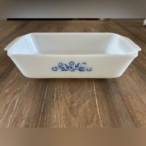 ✨Vintage Fire King Blue Corn Flower 1 QT Loaf Pan/Casserole✨